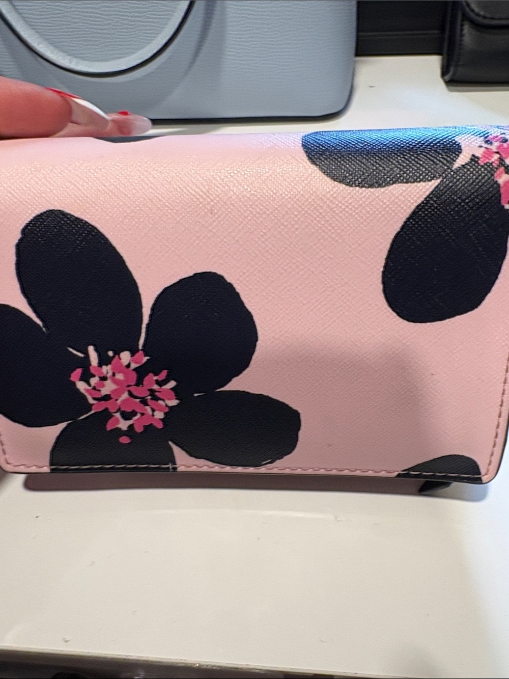 Kate spade wallet euc - Picture 4 of 5